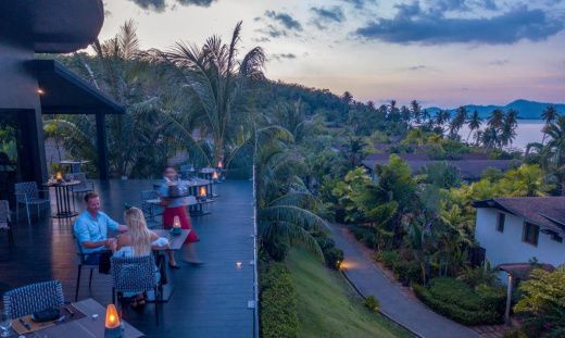 Бунгало в отеле The Village Coconut Island Beach Resort 5 звезд
